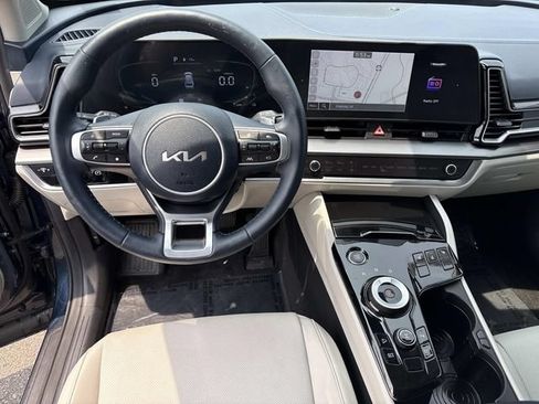 Used 2023 Kia Sportage EX AWD/4WD image 17