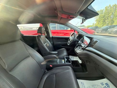 Used 2019 Honda Odyssey Touring image 4