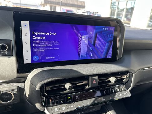 Used 2024 Toyota Land Cruiser image 17