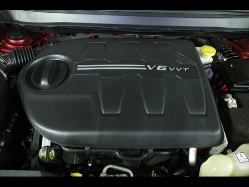 Used 2020 Jeep Cherokee Limited AWD/4WD image 14