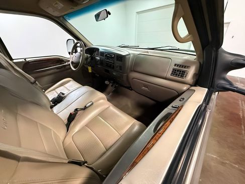 Used 2002 Ford F250 Lariat AWD/4WD image 65