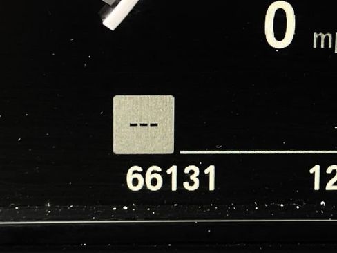 Used 2017 BMW M4 Convertible w/ Executive Package image 17