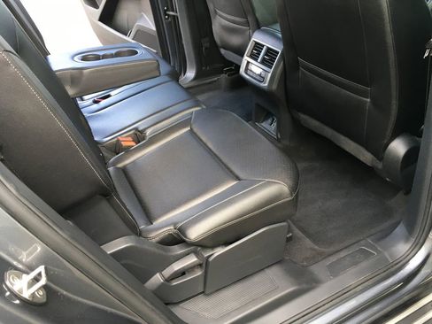Used 2018 Volkswagen Atlas SE FWD image 31