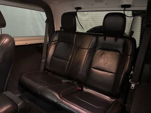 Used 2019 Jeep Wrangler Rubicon AWD/4WD image 20