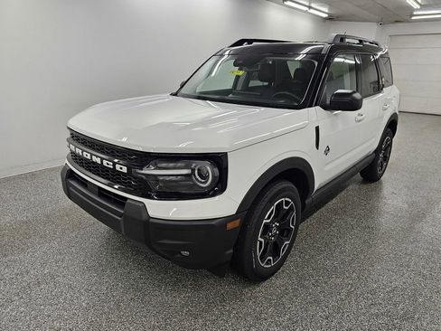 New 2025 Ford Bronco Sport Outer Banks AWD/4WD image 2
