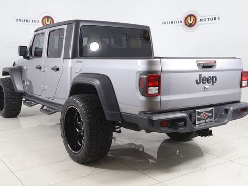 Used 2020 Jeep Gladiator Sport w/ Quick Order Package 24S image 4