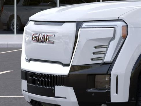 New 2026 GMC Sierra EV Denali AWD/4WD image 13