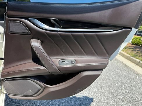 Used 2021 Maserati Ghibli S RWD image 47