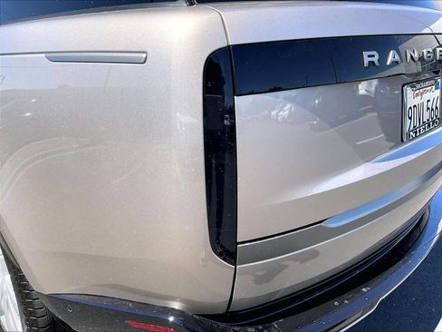 Used 2023 Land Rover Range Rover SE AWD/4WD image 31