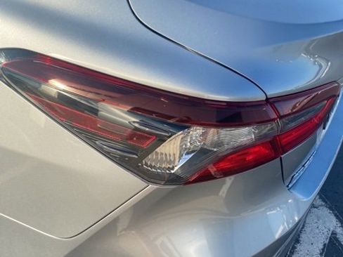 Used 2024 Toyota Camry LE image 5