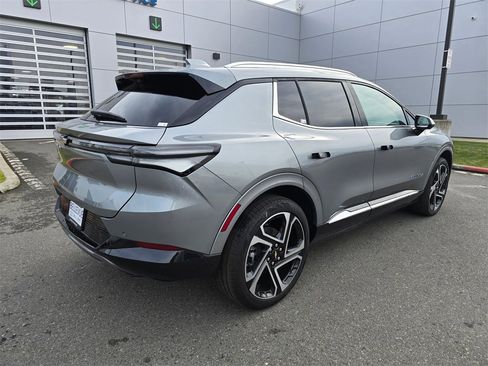 New 2026 Chevrolet Equinox EV LT image 5