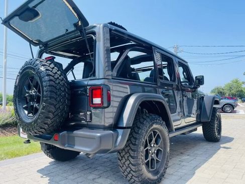 Used 2026 Jeep Wrangler Unlimited Sport AWD/4WD image 5