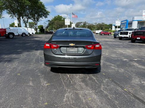Used 2018 Chevrolet Malibu LT w/ Driver Confidence Package FWD image 6