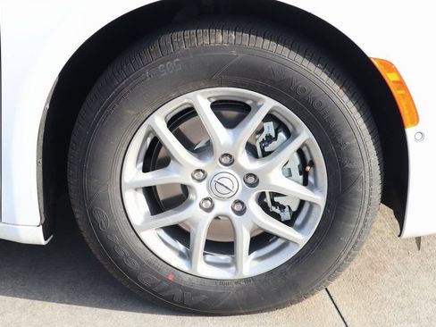 New 2026 Chrysler Pacifica Select FWD image 18