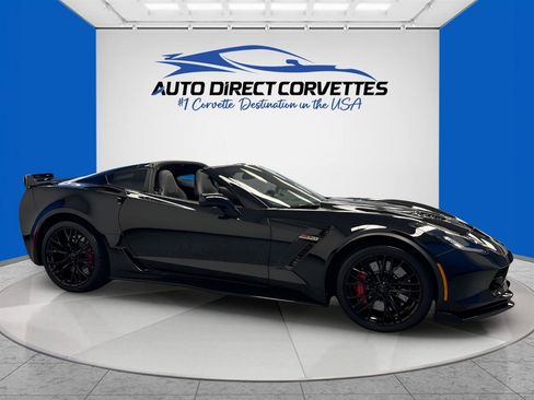 Used 2018 Chevrolet Corvette Z06 RWD image 5