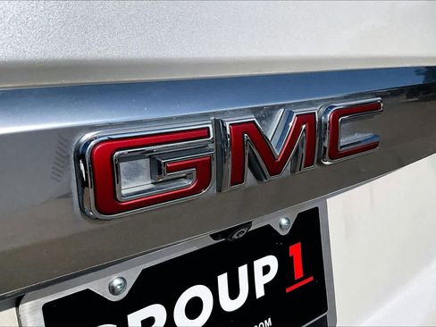 Used 2022 GMC Yukon Denali w/ Max Trailering Package AWD/4WD image 10