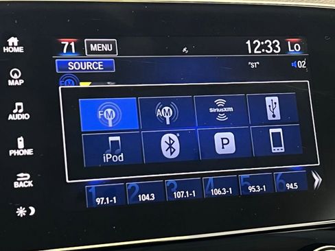 Used 2017 Honda CR-V Touring image 23