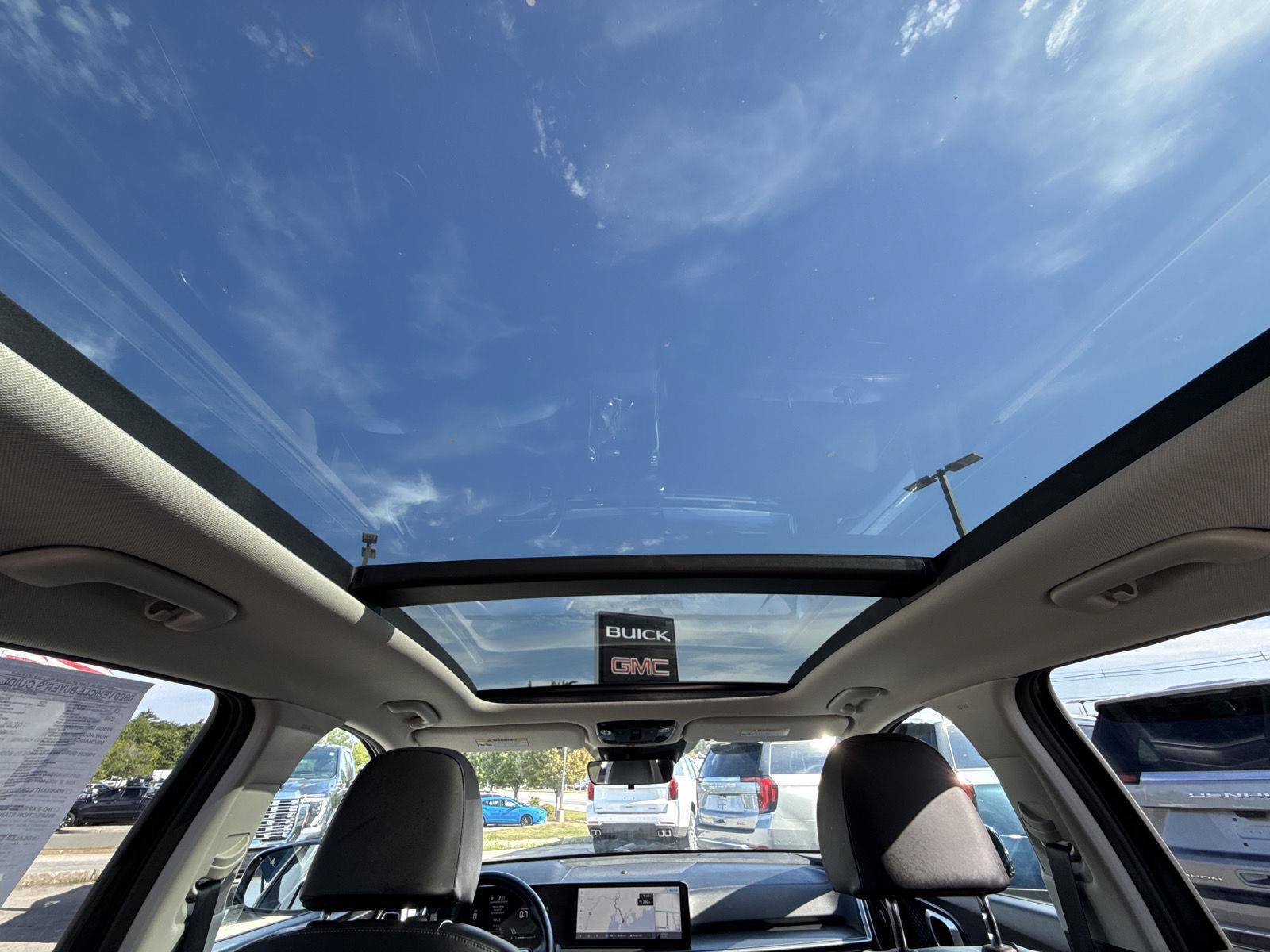 Used 2025 Kia Sorento S w/ Panoramic Sunroof Package AWD/4WD image 26