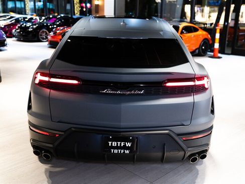 Used 2025 Lamborghini Urus SE AWD/4WD image 16