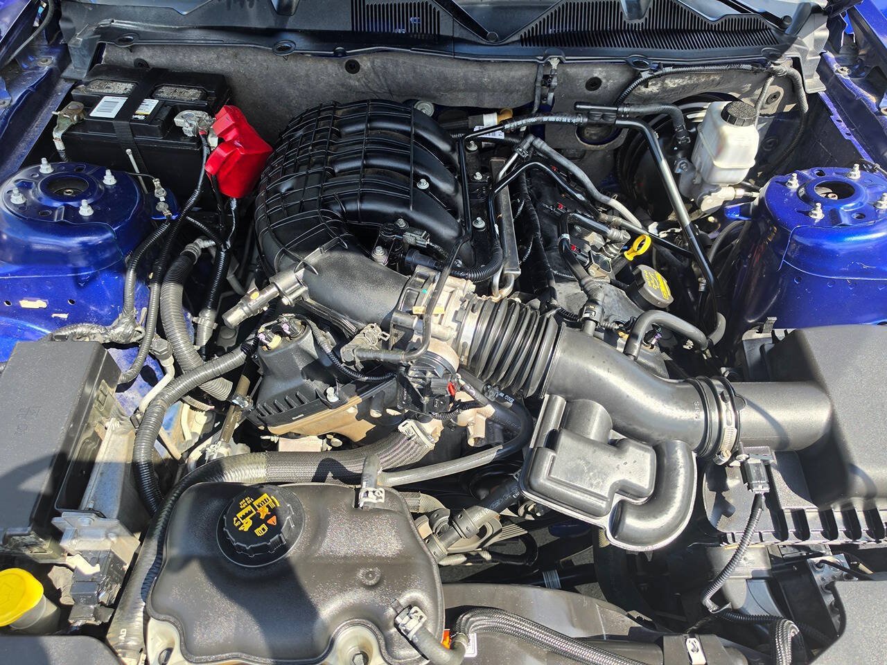 Used 2013 Ford Mustang Coupe RWD image 43