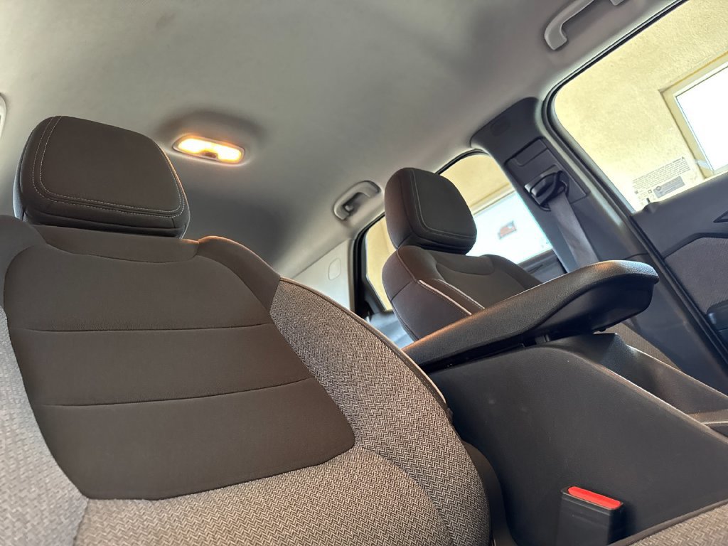 Used 2025 Chevrolet TrailBlazer LT FWD image 16