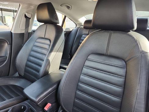 Used 2012 Volkswagen CC R-Line FWD image 21