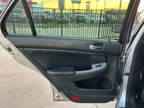 Used 2007 Honda Accord EX-L image 18