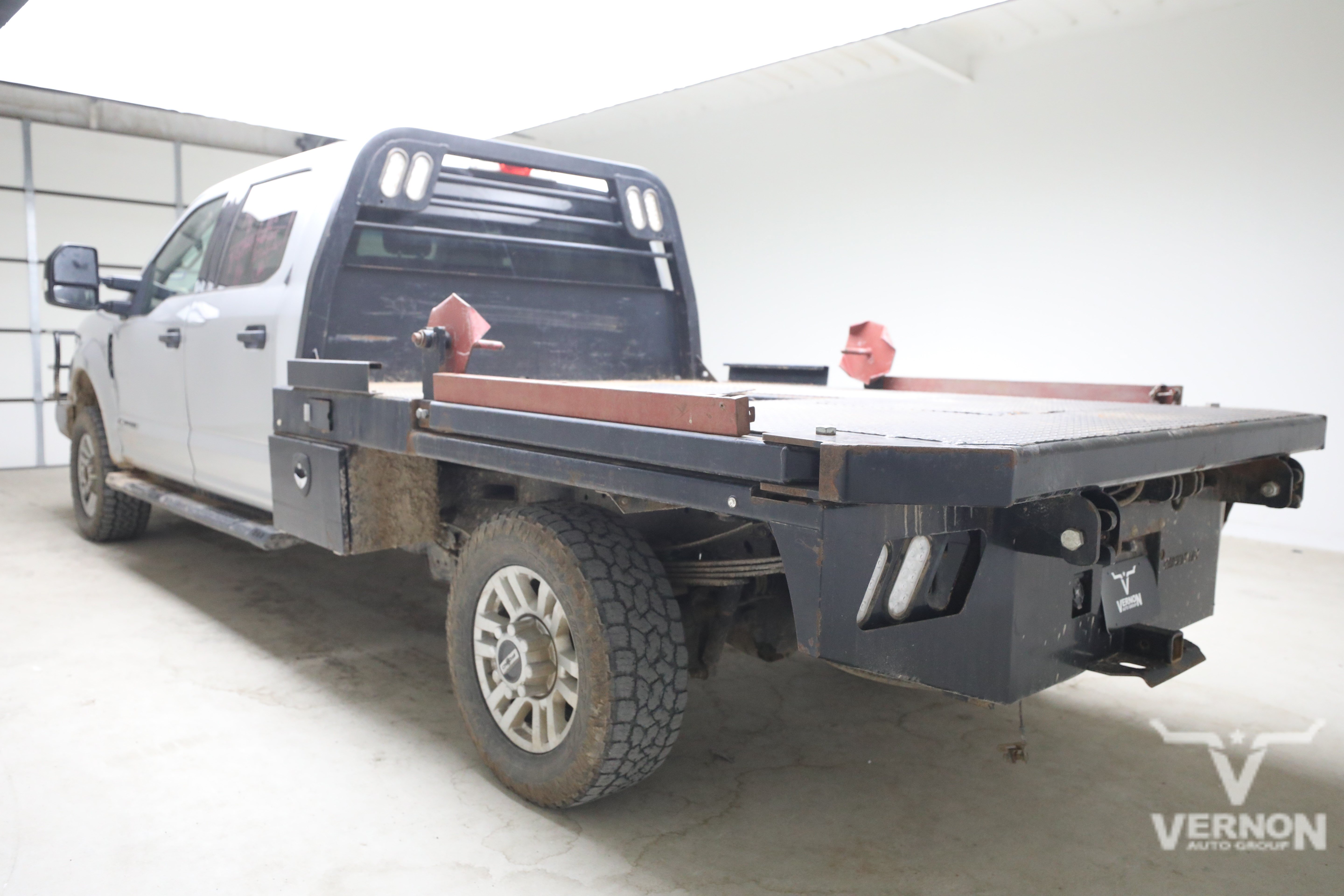 Used 2017 Ford F350 XLT AWD/4WD image 2