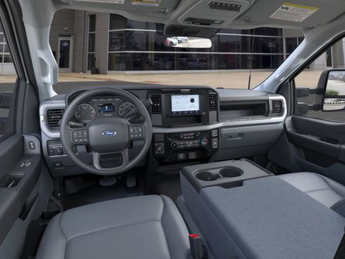 New 2026 Ford F350 XL w/ XL Chrome Package image 9
