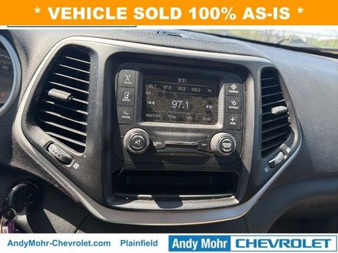 Used 2016 Jeep Cherokee Sport image 17
