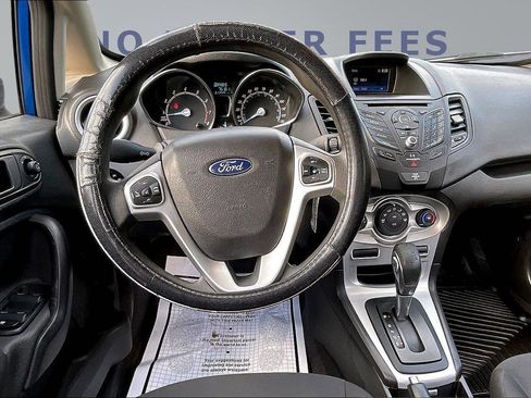 Used 2018 Ford Fiesta SE image 8