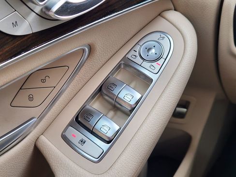 Used 2018 Mercedes-Benz GLC 300 4MATIC image 22