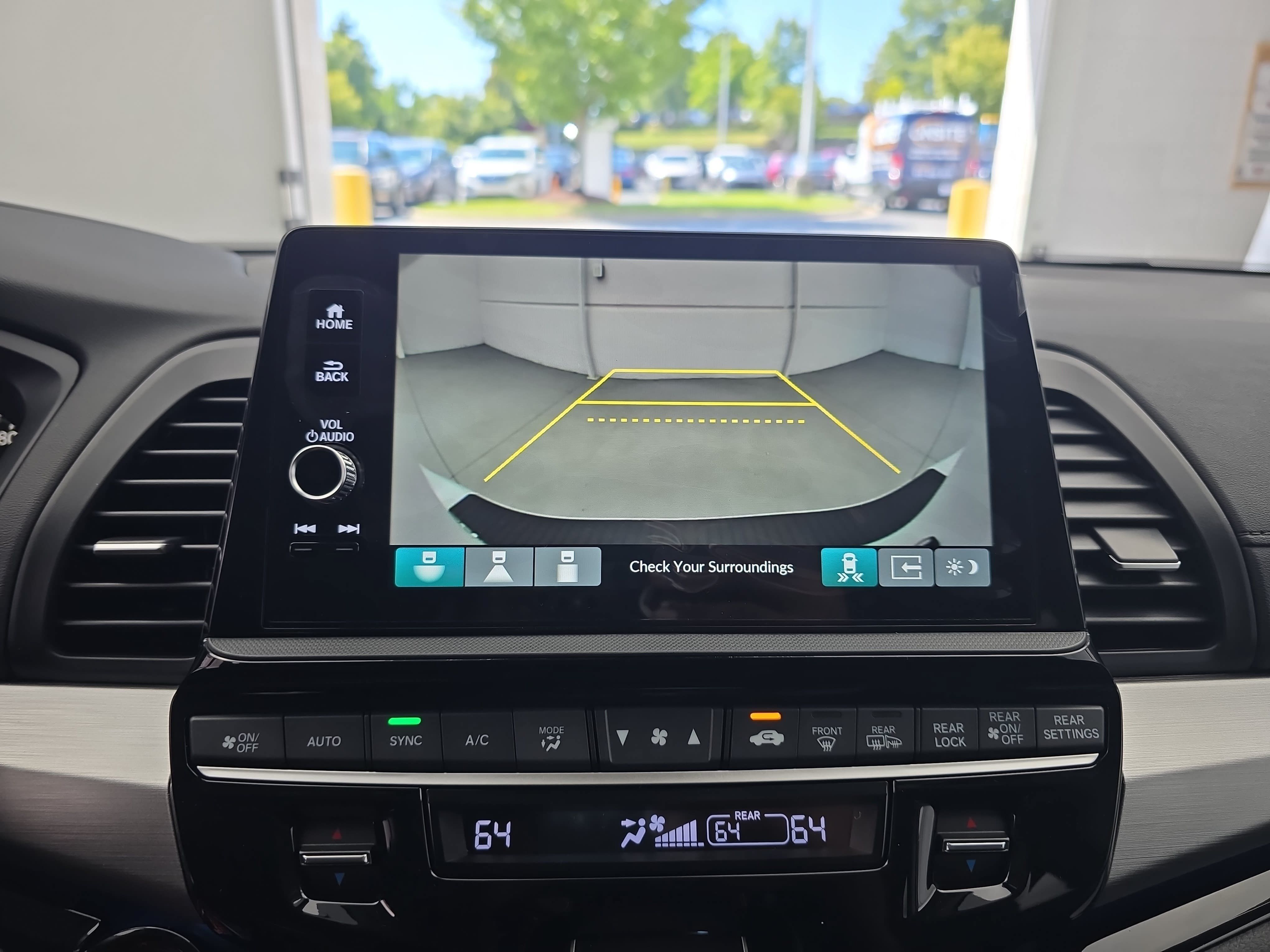 New 2027 Honda Odyssey Touring image 22