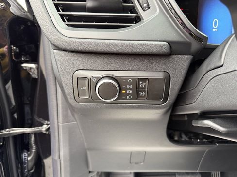 New 2026 Ford Escape ST-Line w/ Cold Weather Package image 16