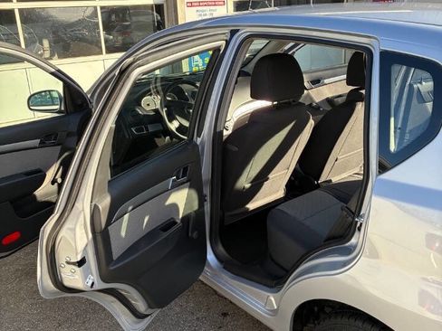 Used 2010 Chevrolet Aveo5 LS image 13