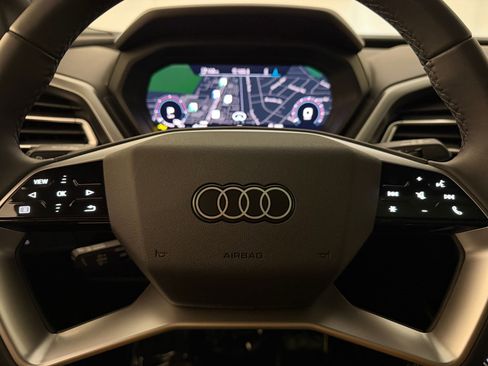 Used 2025 Audi Q4 e-tron Premium w/ Convenience Package RWD image 17