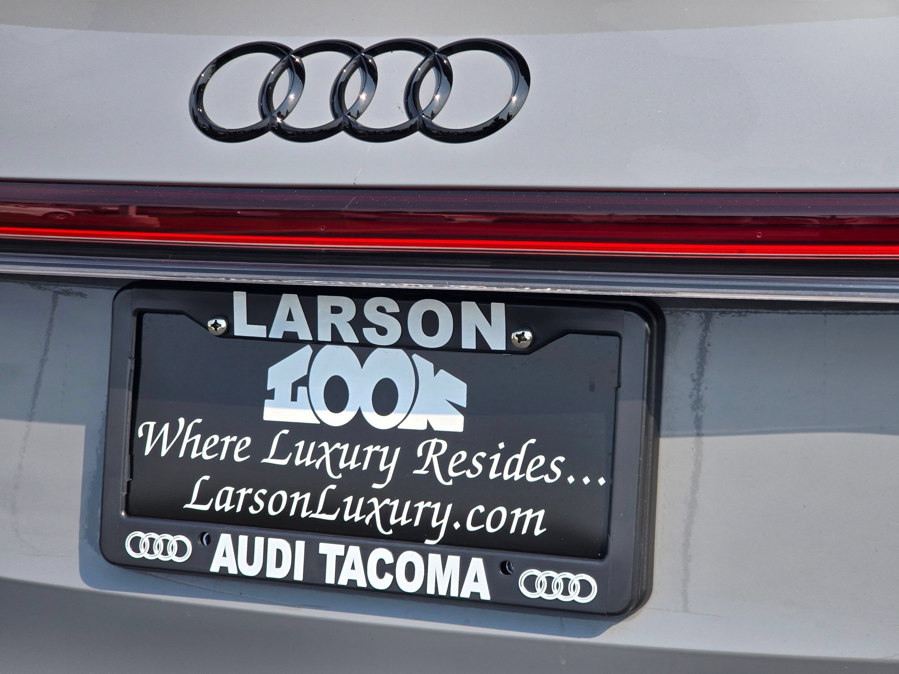 Used 2023 Audi Q4 e-tron Premium Plus w/ Premium Plus AWD/4WD image 33