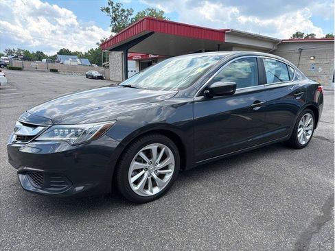 Used 2016 Acura ILX FWD image 3