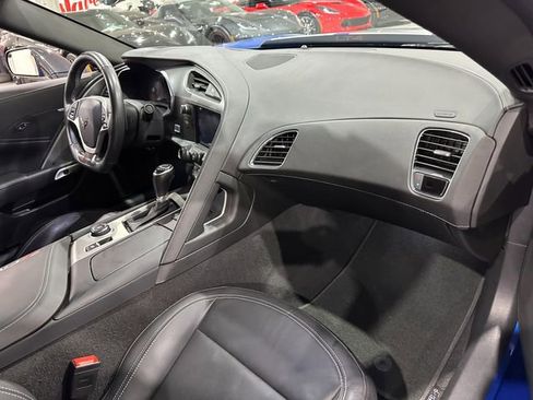 Used 2019 Chevrolet Corvette Z06 image 32