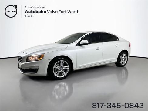 Used 2014 Volvo S60 T5 image 1