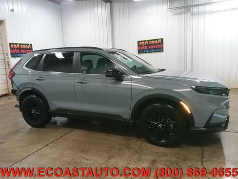 Used 2023 Honda CR-V Sport image 2