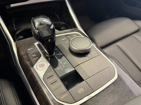 Used 2020 BMW 330i xDrive Sedan w/ Premium Package image 23