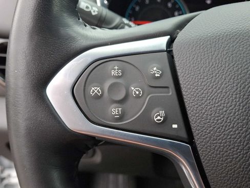 Used 2021 Chevrolet Traverse LT w/ LT Premium Package AWD/4WD image 22