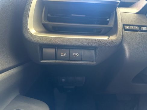 New 2026 Toyota Prius FWD image 22