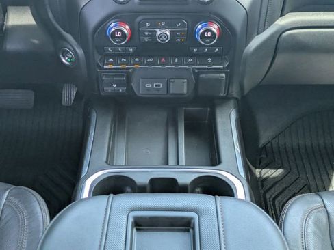 Used 2021 GMC Sierra 1500 AT4 w/ AT4 Premium Package AWD/4WD image 21