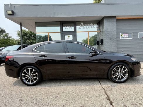 Used 2016 Acura TLX w/ Technology Package FWD image 2