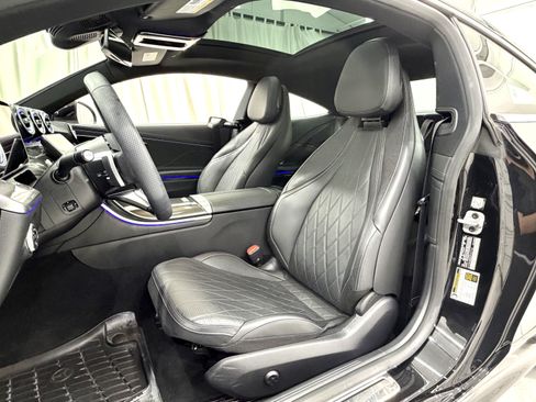 Used 2025 Mercedes-Benz CLE 450 4MATIC Coupe image 29