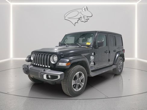 Used 2023 Jeep Wrangler Sahara w/ Cold Weather Group image 3