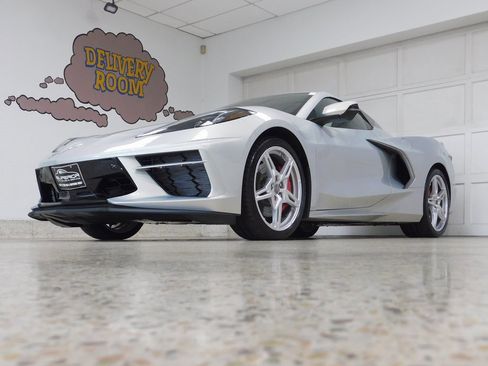 Used 2023 Chevrolet Corvette Stingray Premium Conv w/ 3LT image 10