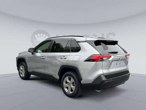 Used 2023 Toyota RAV4 XLE w/ Convenience Package AWD/4WD image 4